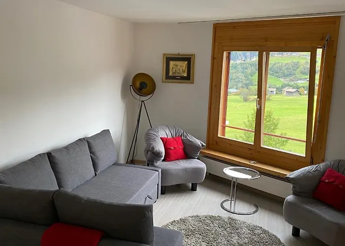 Disentis Ferienwohnung شقة *