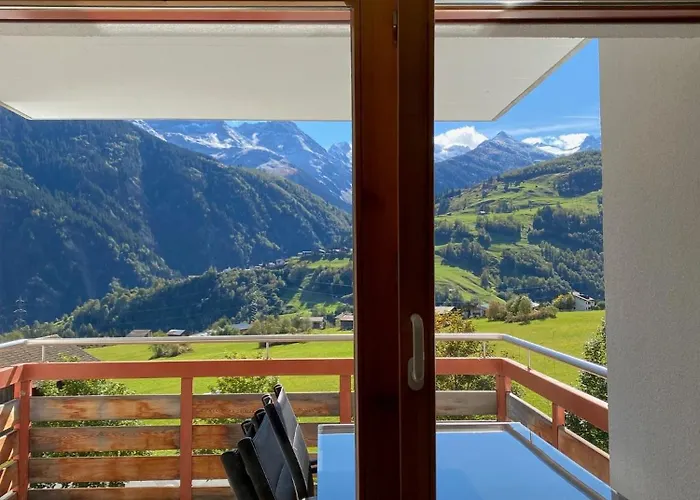 Disentis Ferienwohnung شقة *